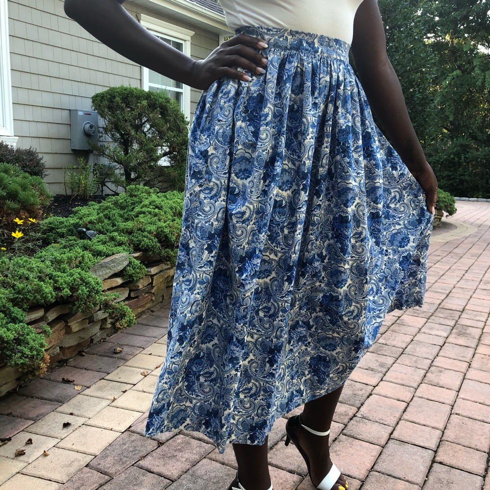 Vintage blue and white floral paisley skirt